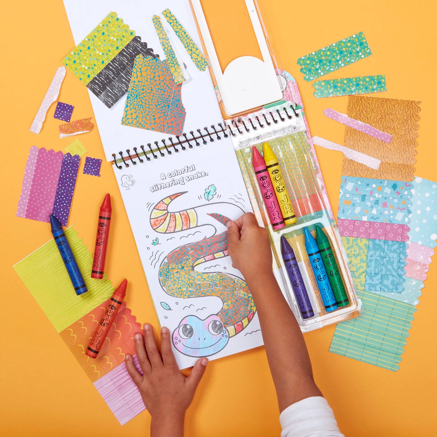 Art Kit (Ages 3+) IHeartArt Jr Art on the Go! Safari Collage